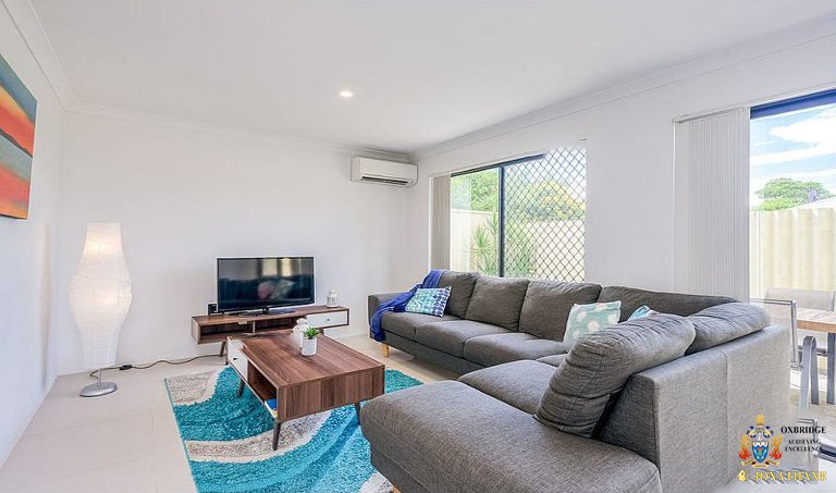 Photo - 3/12 George Street, Belmont WA 6104 - Image 2