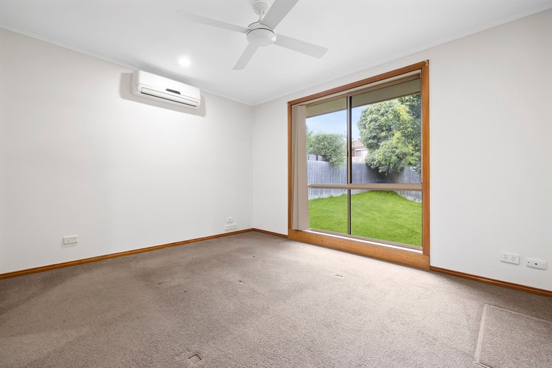 Photo - 3/12 Knott Court, Langwarrin VIC 3910 - Image 7