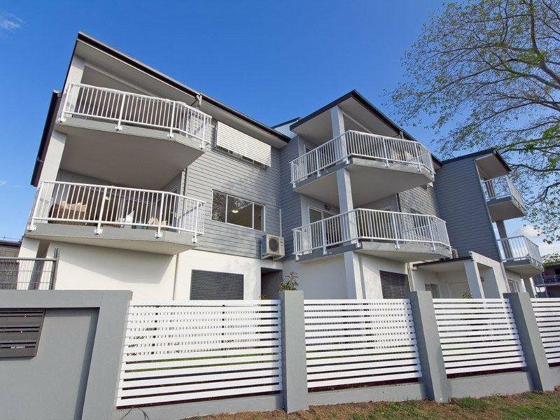 3/12 Lake Street, Yeronga QLD 4104