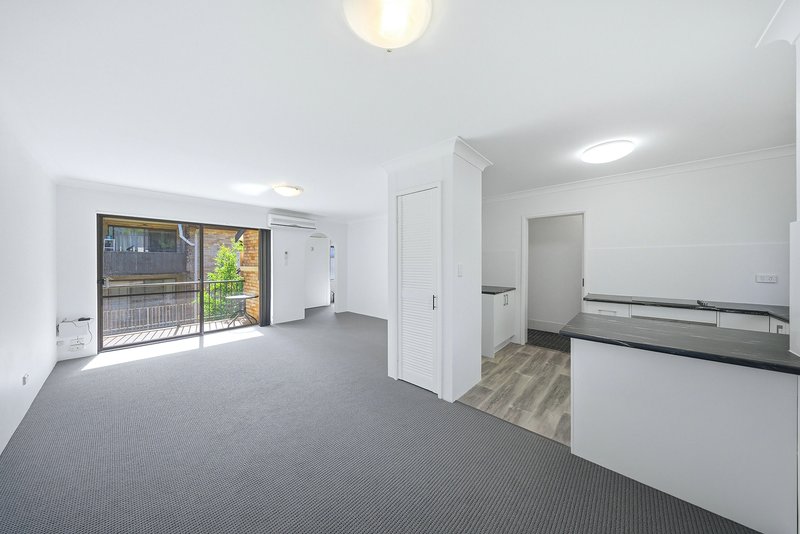 Photo - 3/12 Lobelia Close, Metford NSW 2323 - Image 3