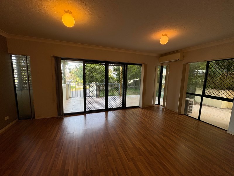 Photo - 3/12 Longlands Street, East Brisbane QLD 4169 - Image 2