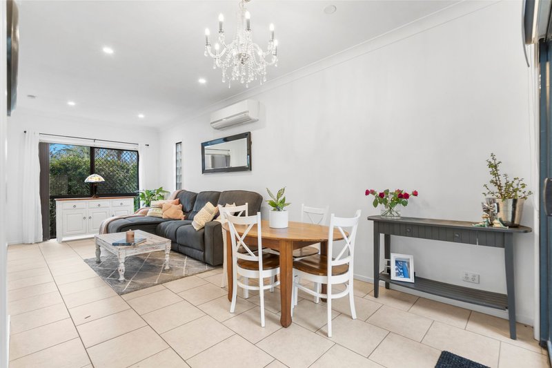 Photo - 3/12 Pintu Drive, Tanah Merah QLD 4128 - Image 5