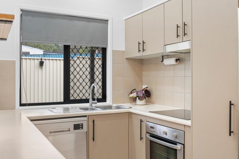 Photo - 3/12 Pintu Drive, Tanah Merah QLD 4128 - Image 9