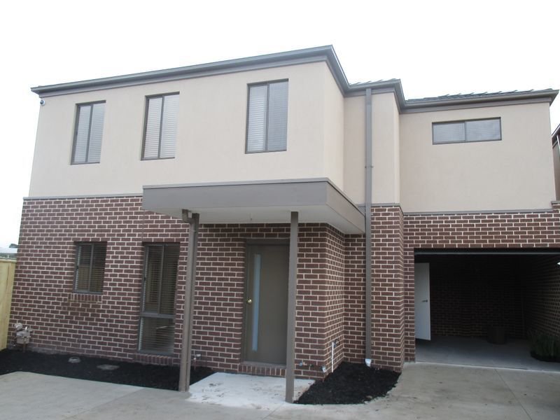Photo - 3/12 Stellato Place, Hampton Park VIC 3976 - Image 1