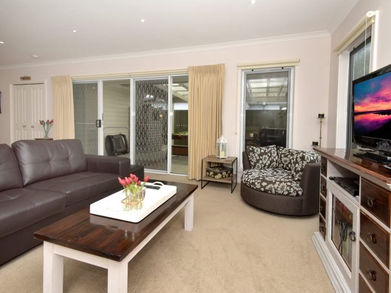 Photo - 3/12 Ward Street, St Leonards VIC 3223 - Image 5