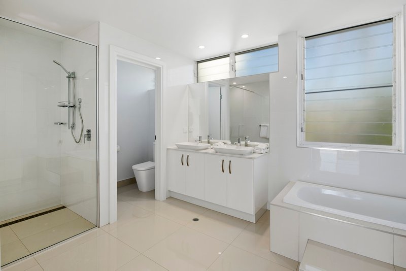 Photo - 3/12 Whitsunday Boulevard, Bella Vista, Hamilton Island QLD 4803 - Image 19