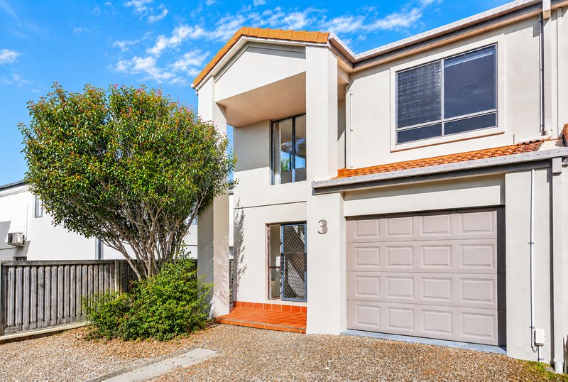 Photo - 3/120 Pohlman Street, Southport QLD 4215 - Image 12