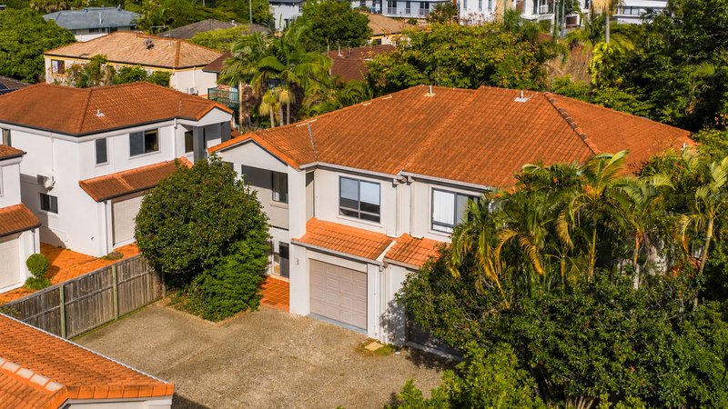 Photo - 3/120 Pohlman Street, Southport QLD 4215 - Image 13