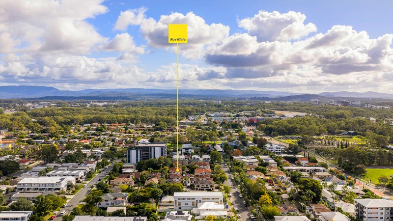 Photo - 3/120 Pohlman Street, Southport QLD 4215 - Image 19