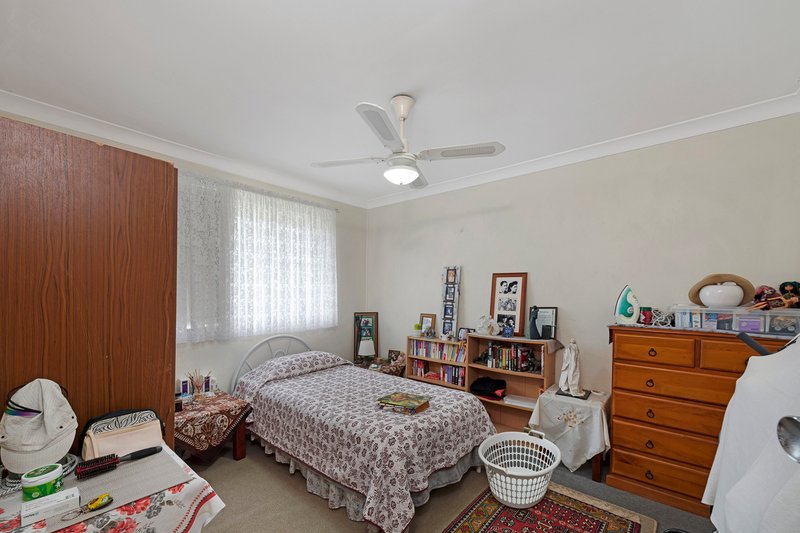 Photo - 3/120 Targo Street, Bundaberg South QLD 4670 - Image 5