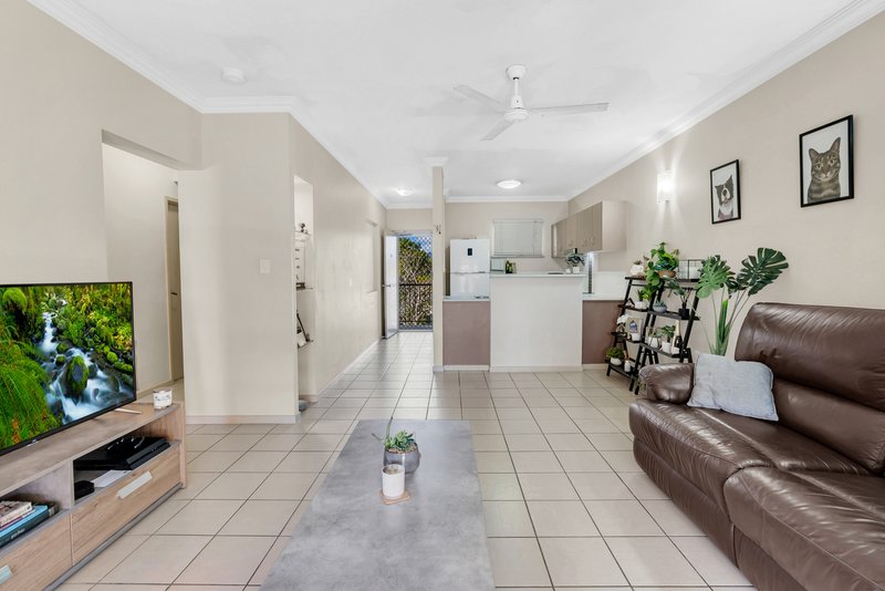 Photo - 312/2-8 Centenary Close, Manoora QLD 4870 - Image 5