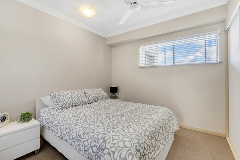 Photo - 312/2-8 Centenary Close, Manoora QLD 4870 - Image 7