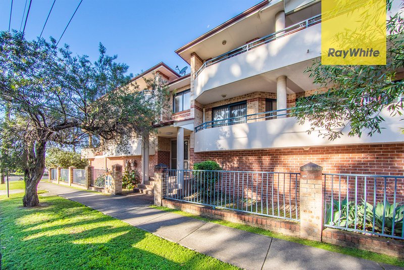 Photo - 3/124 Good Street, Harris Park NSW 2150 - Image 9