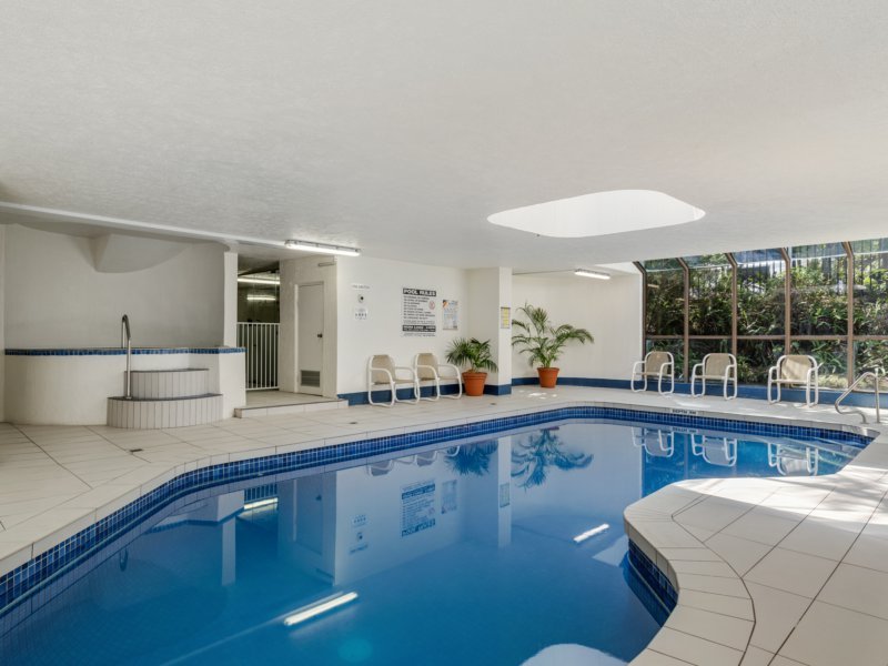 Photo - 31/24 Hamilton Avenue, Surfers Paradise QLD 4217 - Image 11