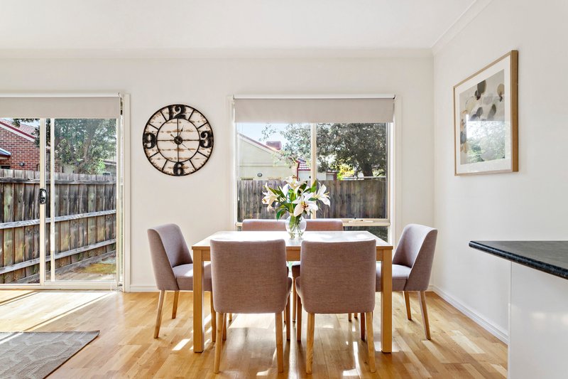 Photo - 3/1248 North Road, Oakleigh South VIC 3167 - Image 4