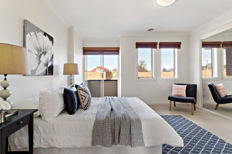 Photo - 3/1248 North Road, Oakleigh South VIC 3167 - Image 6