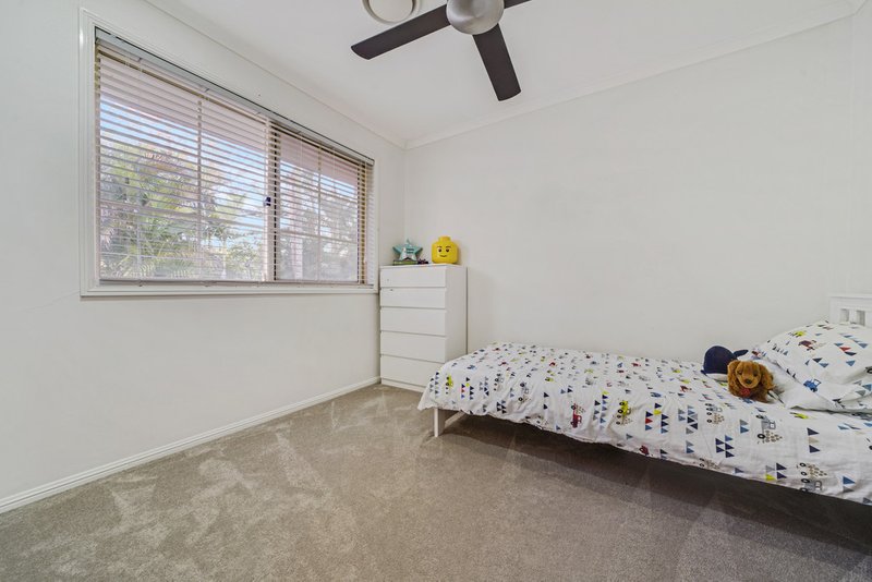 Photo - 3/125 Chatswood Road, Daisy Hill QLD 4127 - Image 17