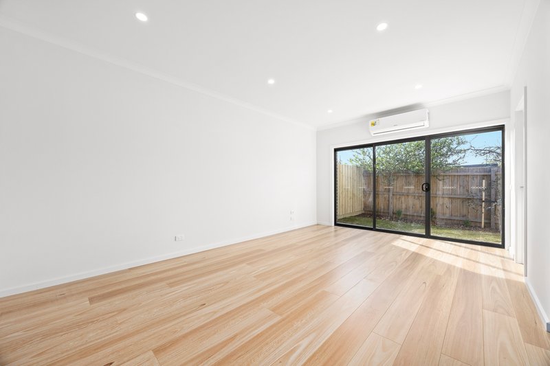 Photo - 3/126 Albert Street, Preston VIC 3072 - Image 4