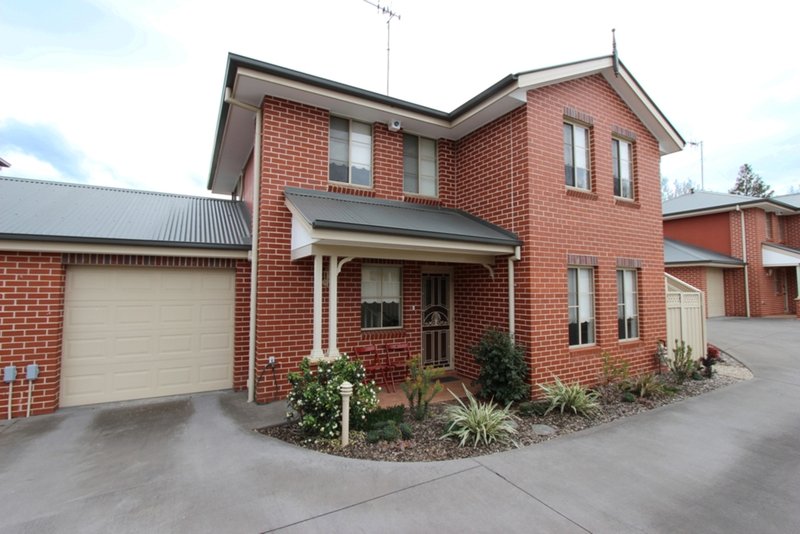 3/126 Howick Street, Bathurst NSW 2795