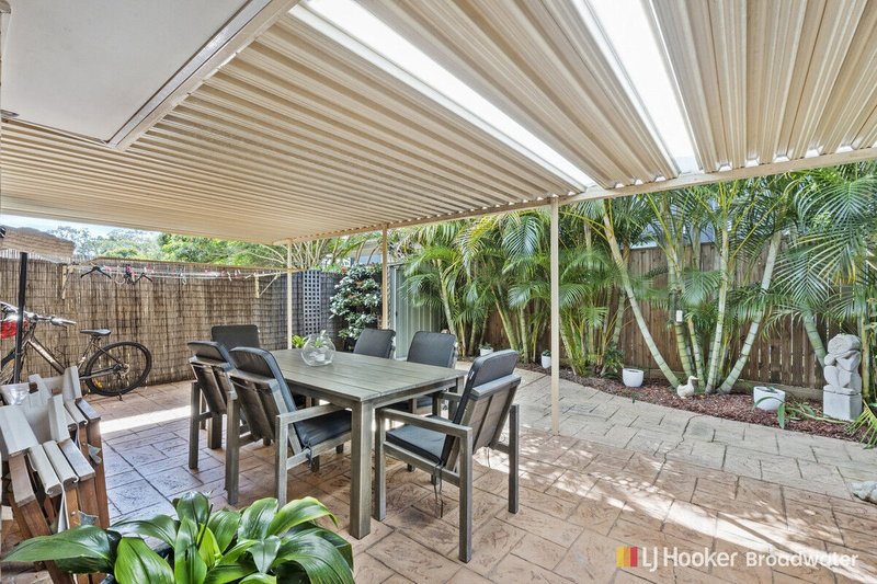 Photo - 31/264-268 Oxley Drive, Coombabah QLD 4216 - Image 11