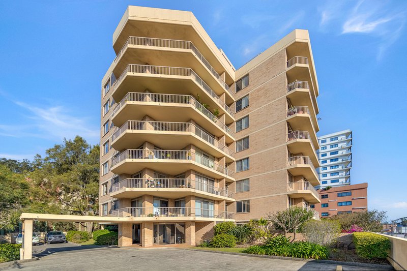 Photo - 3/127-129 Georgiana Terrace, Gosford NSW 2250 - Image 1