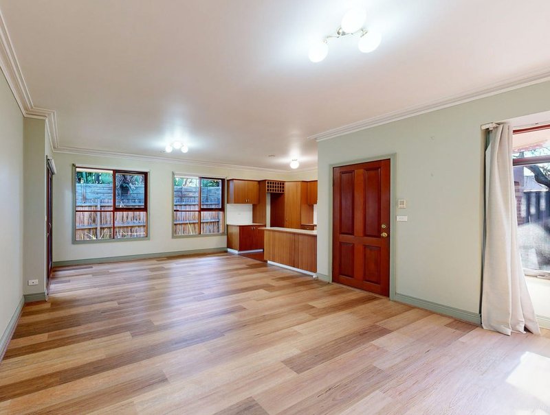 Photo - 3/127 Ogilvie Street, Essendon VIC 3040 - Image 3