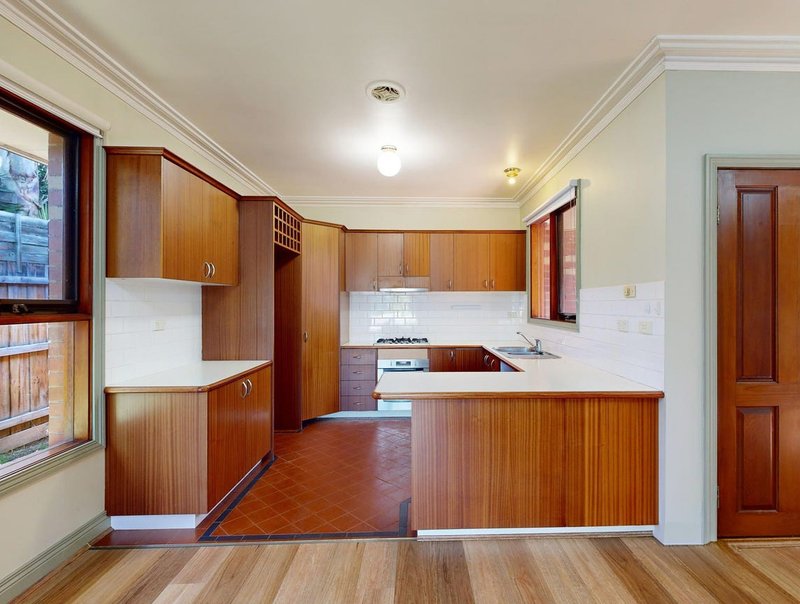 Photo - 3/127 Ogilvie Street, Essendon VIC 3040 - Image 4