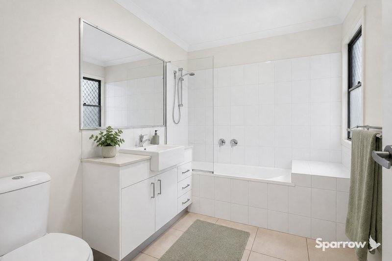 Photo - 3/128 Chesterfield Crescent, Kuraby QLD 4112 - Image 9