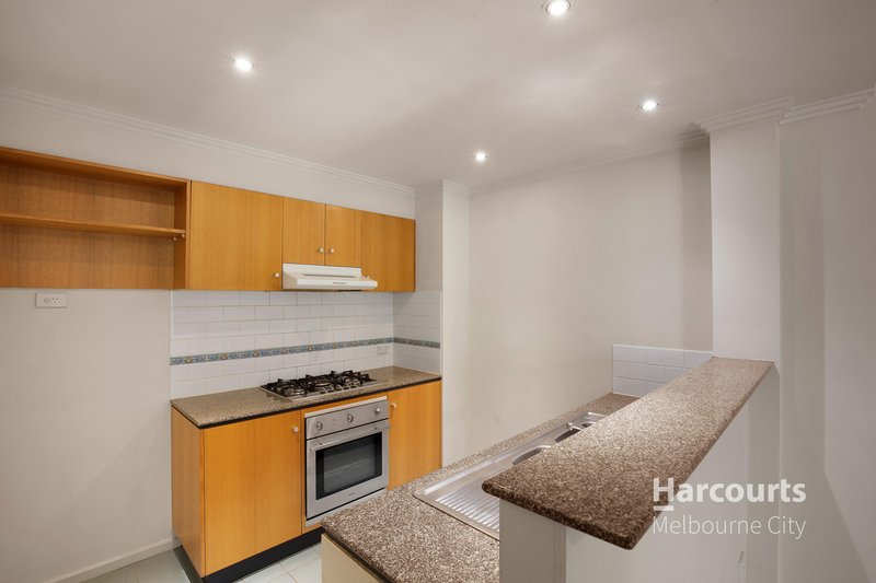 Photo - 31/28 Jeffcott Street, West Melbourne VIC 3003 - Image 3