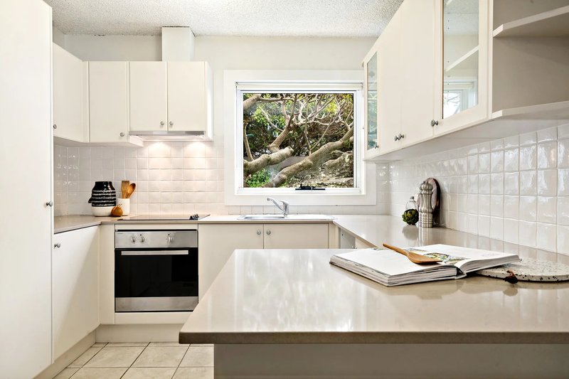 Photo - 3/128 Marine Parade, Maroubra NSW 2035 - Image 3