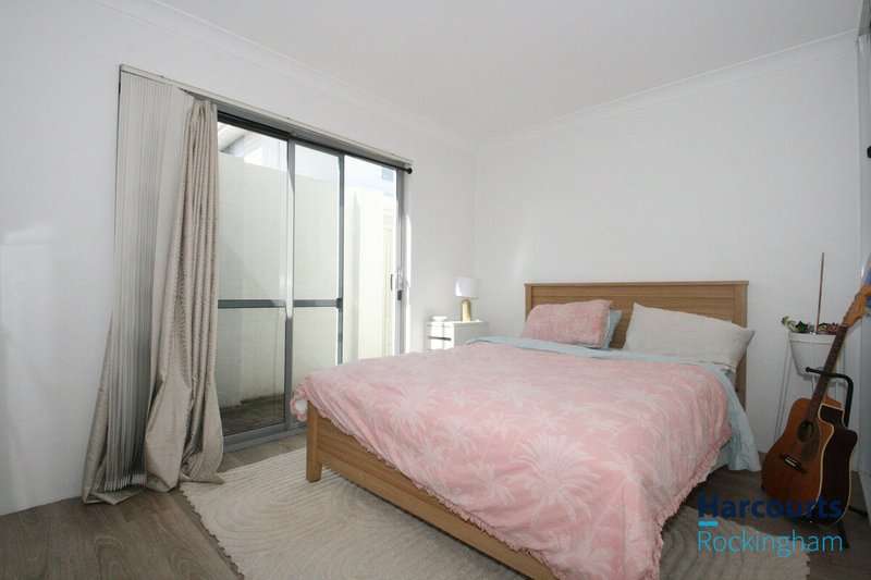 Photo - 3/128 Safety Bay Road, , Shoalwater WA 6169 - Image 5