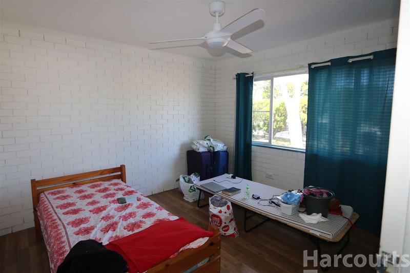 Photo - 3/13-15 Ferguson Avenue, Bongaree QLD 4507 - Image 6