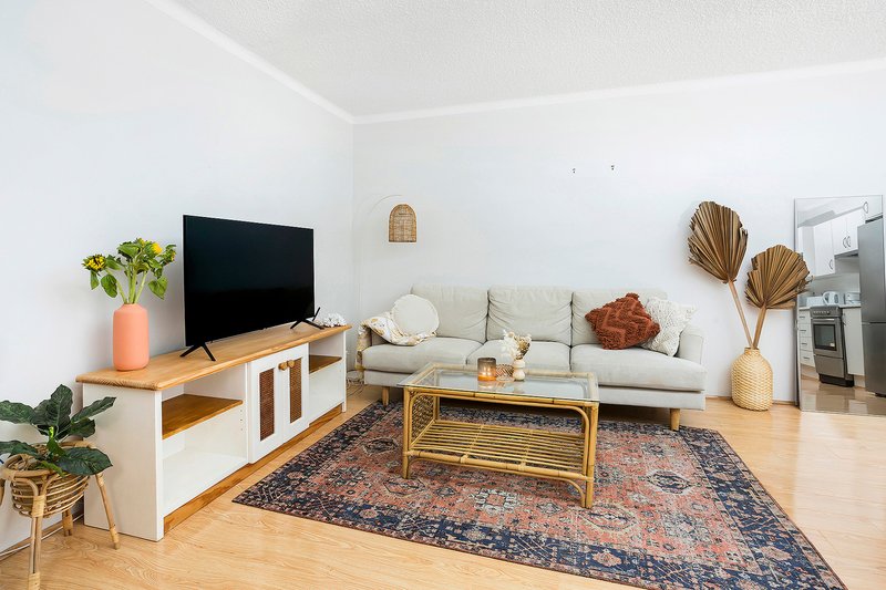 Photo - 3/13-15 Keira Street, Wollongong NSW 2500 - Image 2