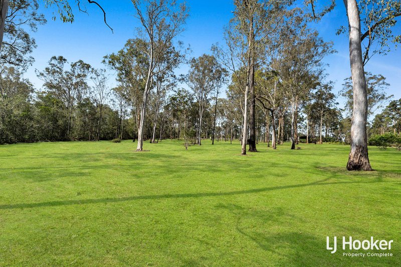 Photo - 313-319 Clifton Drive, North Maclean QLD 4280 - Image 17