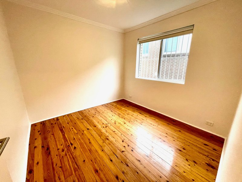 Photo - 3/13 Allen Street, Canterbury NSW 2193 - Image 5