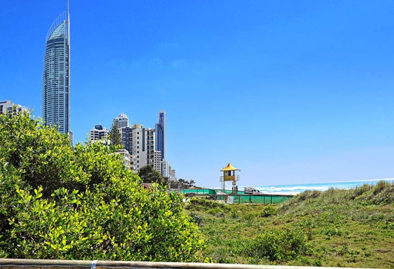 Photo - 3/13 Aubrey Street, Surfers Paradise QLD 4217 - Image 5