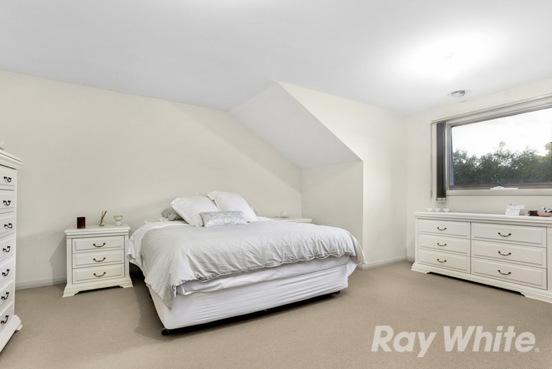 Photo - 3/13 Campbell Street, Glen Waverley VIC 3150 - Image 6