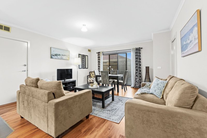 Photo - 3/13 David Street, Noble Park VIC 3174 - Image 3