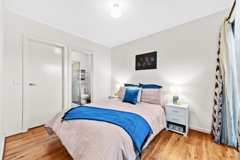 Photo - 3/13 David Street, Noble Park VIC 3174 - Image 6