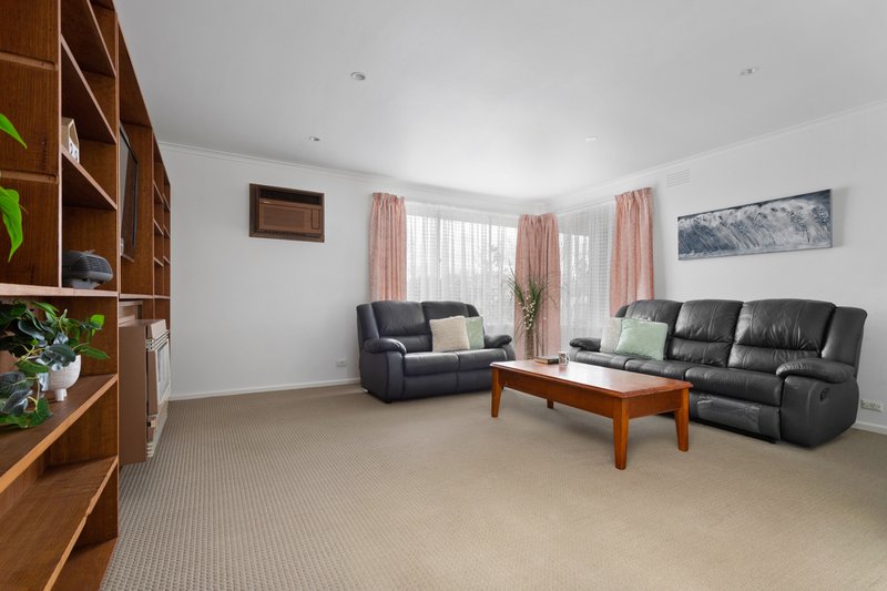 Photo - 313 Edgars Road, Lalor VIC 3075 - Image 5