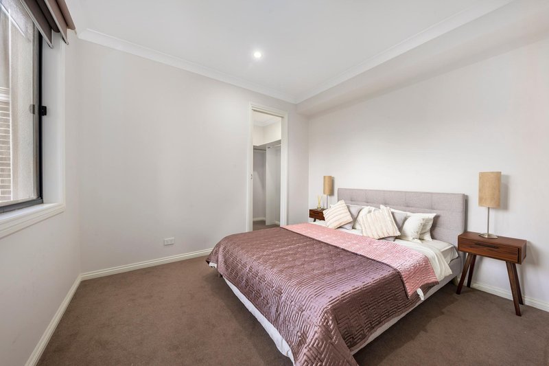 Photo - 3/13 Edwards Street, Burwood VIC 3125 - Image 7