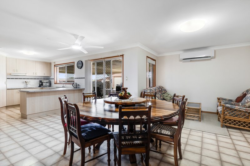 Photo - 313 Greenwattle Street, Wilsonton QLD 4350 - Image 2