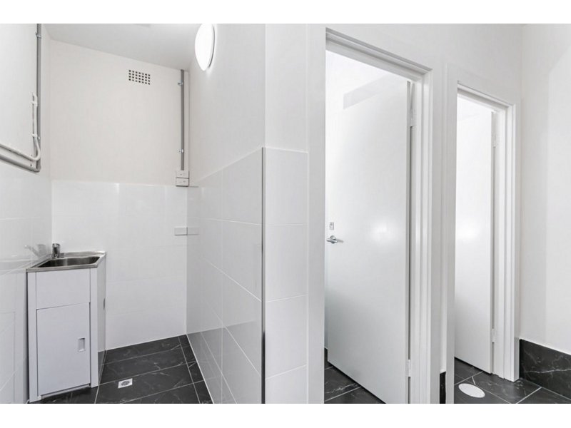 Photo - 3/13 Hutt Street, Adelaide SA 5000 - Image 7