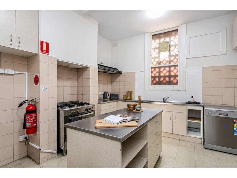 Photo - 3/13 Hutt Street, Adelaide SA 5000 - Image 7