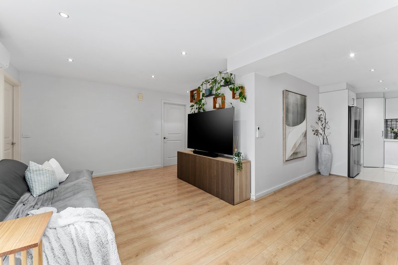 Photo - 3/13 Lantana Street, Clayton VIC 3168 - Image 2