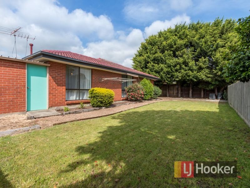 Photo - 3/13 Lecky Street, Cranbourne East VIC 3977 - Image 10