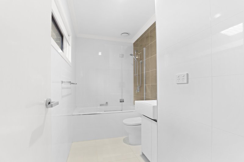 Photo - 3/13 Leonard Avenue, Noble Park VIC 3174 - Image 4