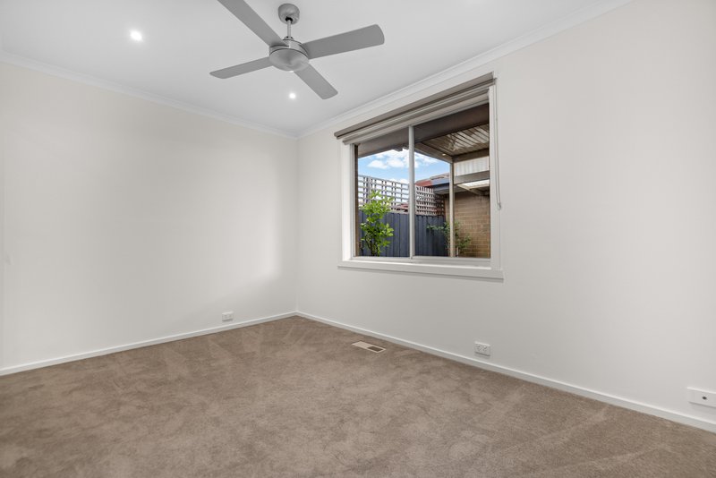 Photo - 3/13 Nova Street, Oakleigh South VIC 3167 - Image 7