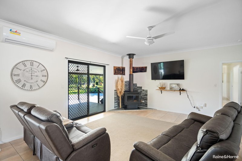 Photo - 313 Pacific Haven Circuit, Pacific Haven QLD 4659 - Image 7