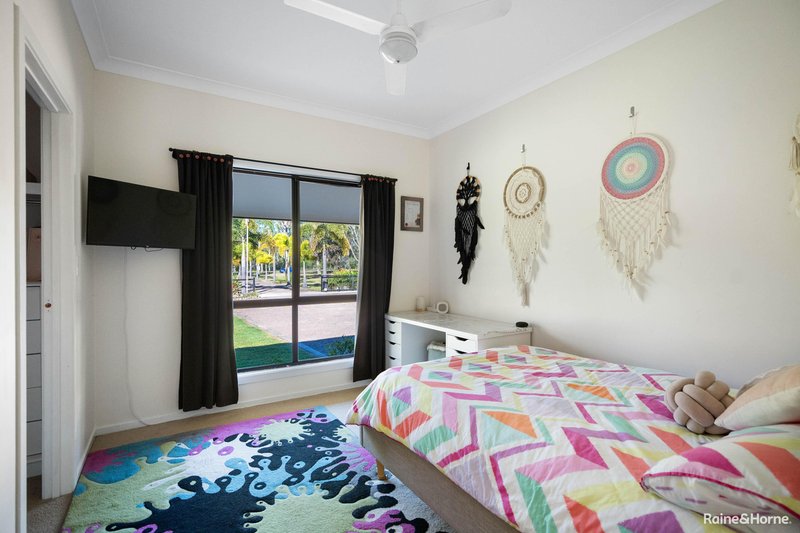 Photo - 313 Pacific Haven Circuit, Pacific Haven QLD 4659 - Image 8